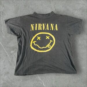 Vintage Nirvana Shirt Mens‎ Medium Black Grunge Band Tee 1993 Smiley Face Euro